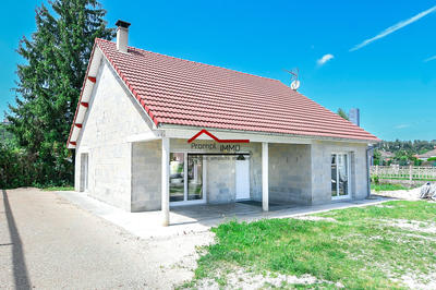Maison - 95 m² - 5 pièces