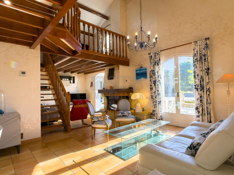 Villa - 166 m² - 5 pièces