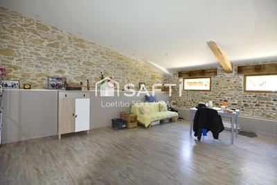 Maison - 205 m² - 5 pièces