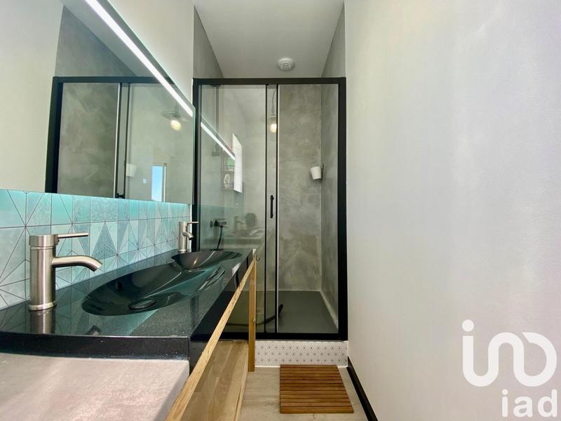 Maison - 246 m² - 6 pièces