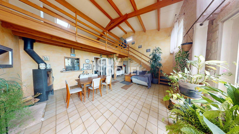 Maison - 123 m² - 5 pièces