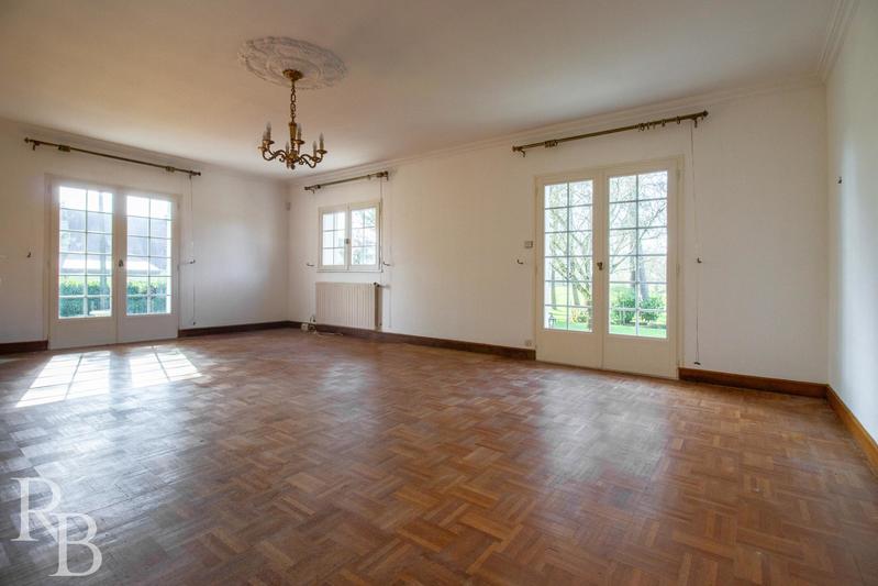 Maison - 168 m² - 7 pièces