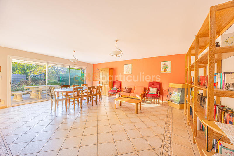 Maison - 193 m² - 9 pièces