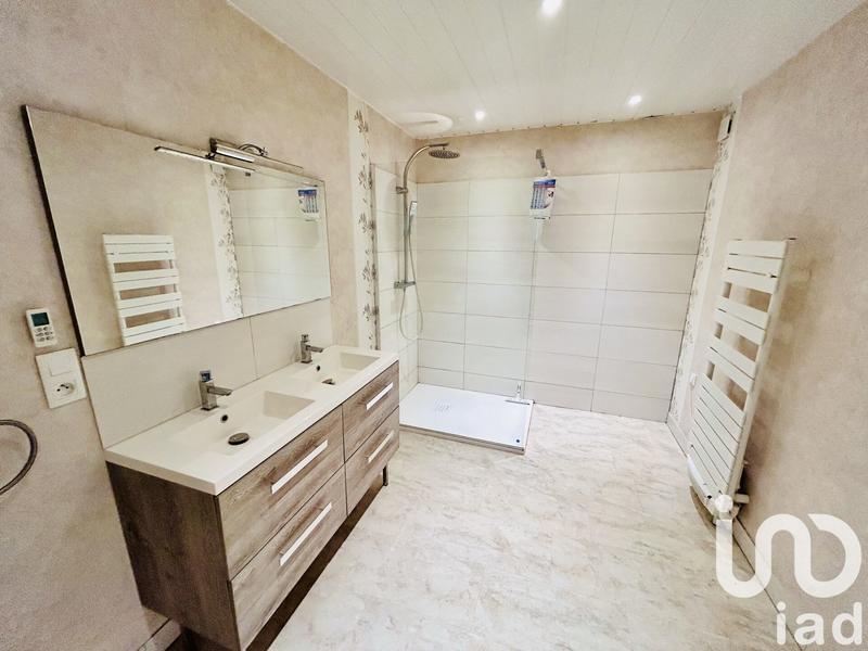 Château - 330 m² - 10 pièces