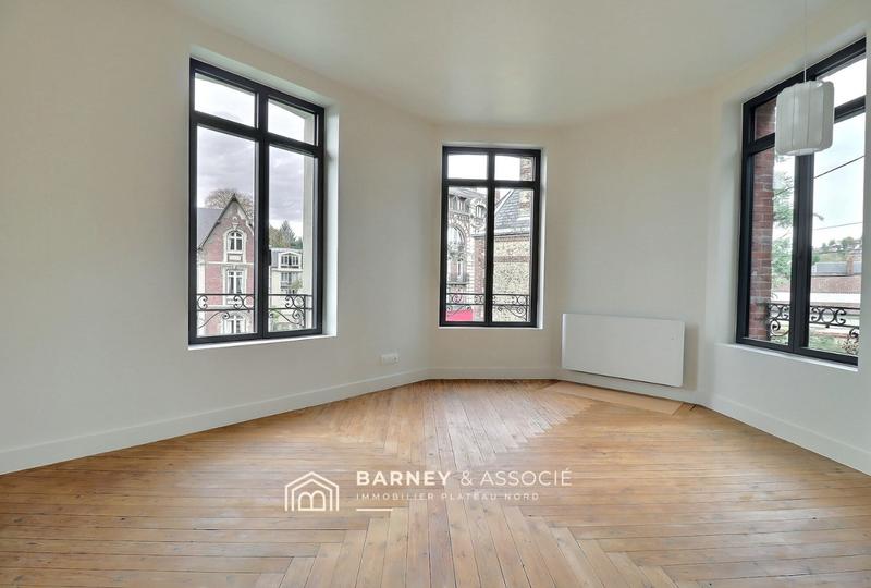 Maison - 180 m² - 7 pièces