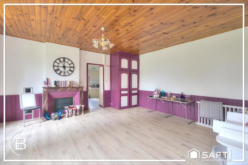 Maison - 290 m² - 9 pièces