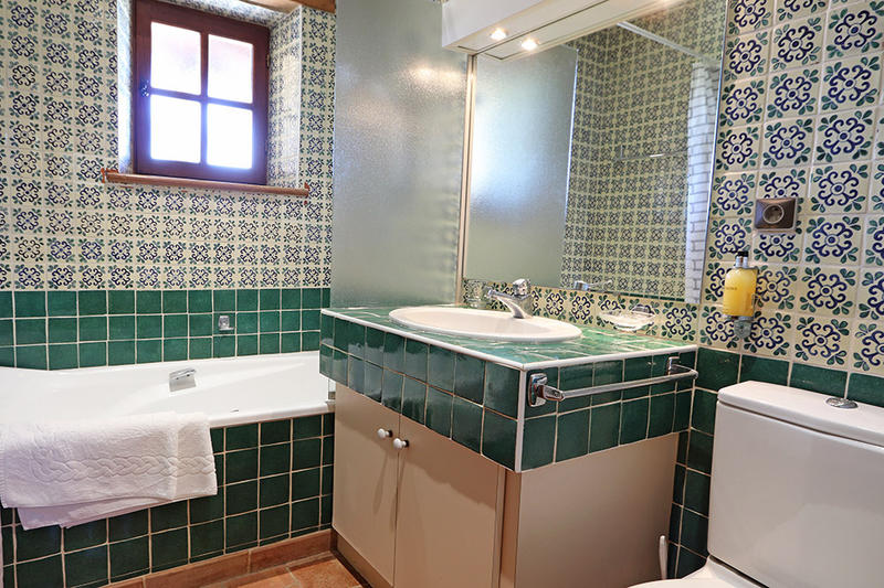 Demeure - 755 m² - 25 pièces