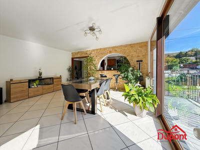 Maison - 110 m² - 5 pièces