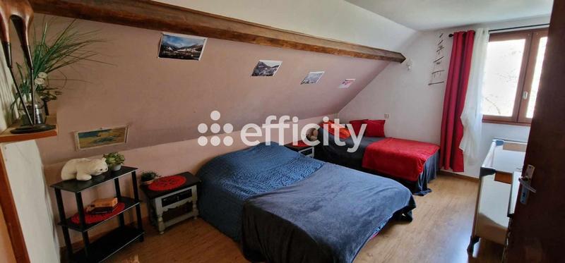 Maison - 120 m² - 7 pièces