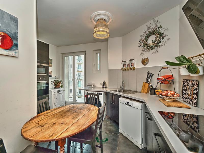 Appartement - 94 m² - 4 pièces