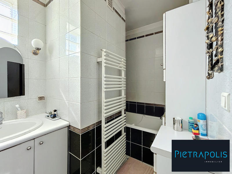 Maison ancienne - 197 m² - 10 pièces