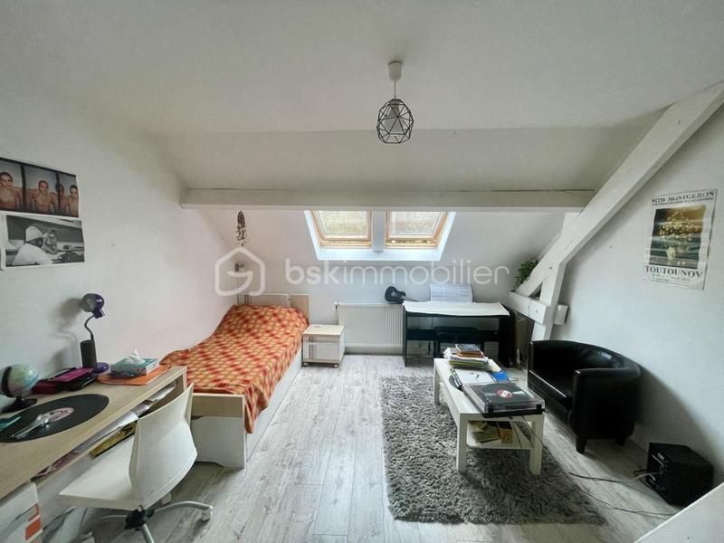 Maison - 193 m² - 8 pièces