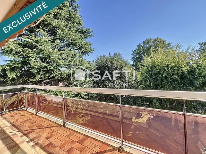 Appartement - 99 m² - 5 pièces