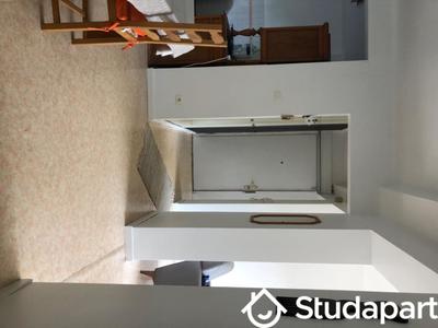 Chambre - 9 m² - 1 pièce