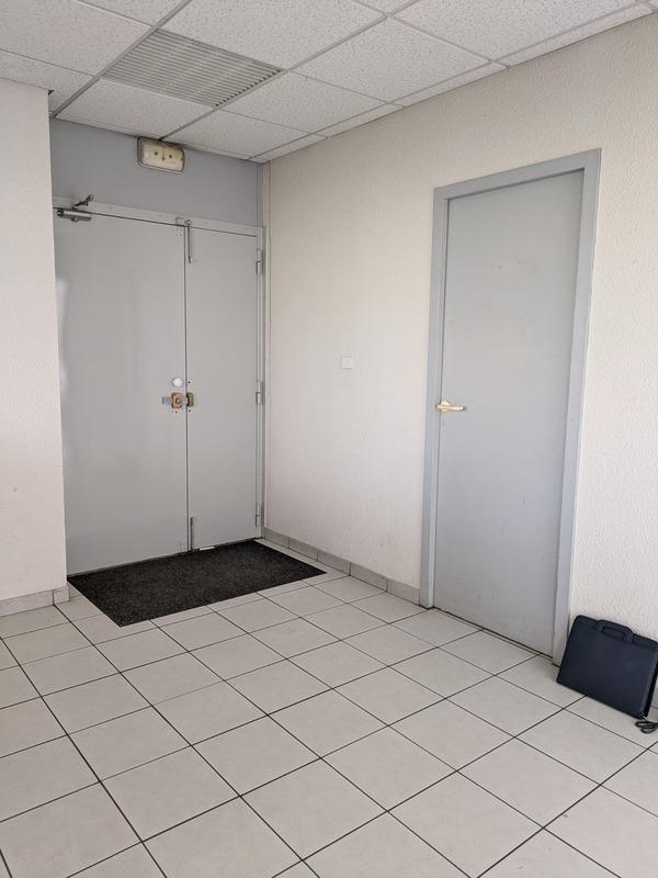 Bureau - 127 m² - 4 pièces