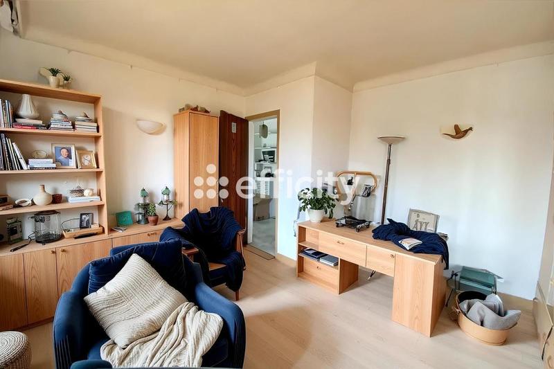 Pavillon - 80 m² - 4 pièces