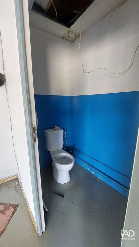 Local commercial - 267 m²