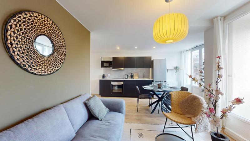 Appartement - 82 m² - 5 pièces