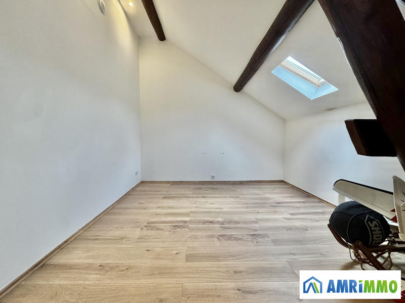 Maison - 144 m² - 5 pièces