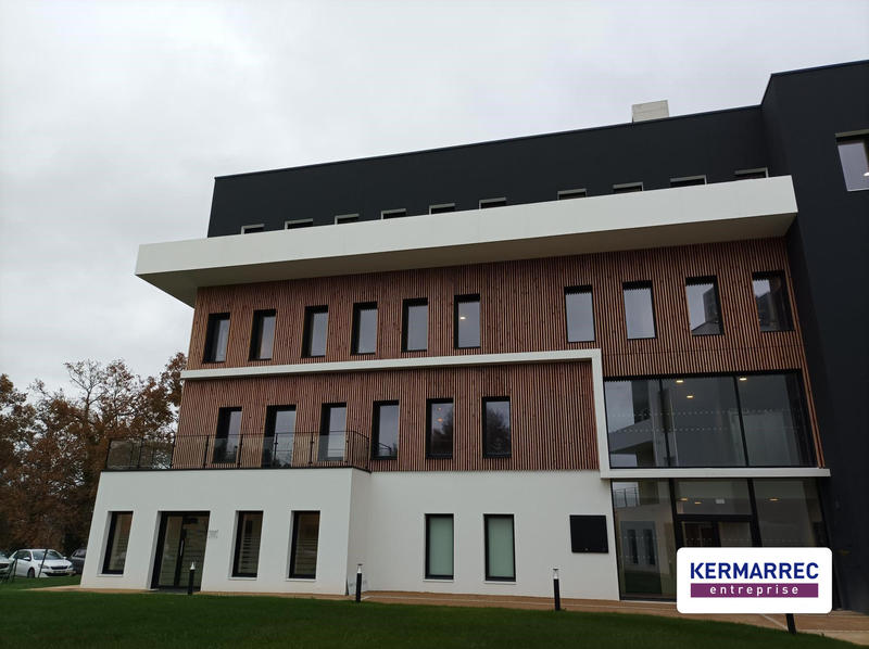 Bureau - 153 m² - 5 pièces