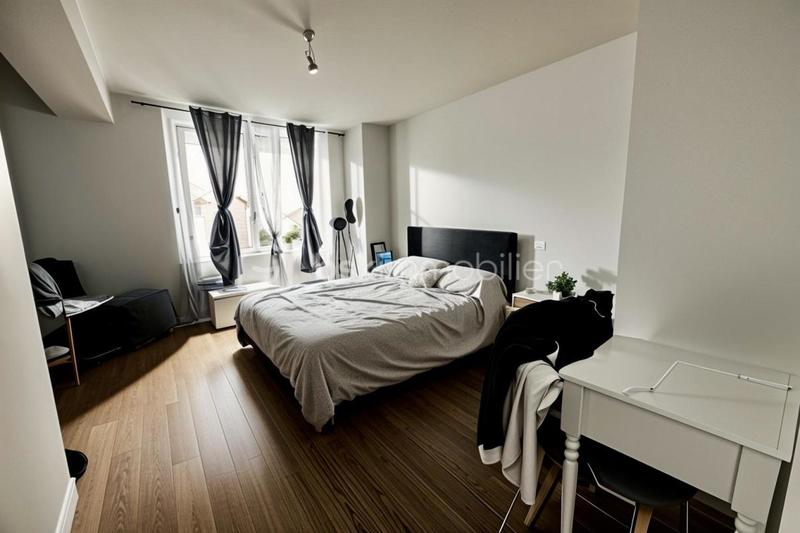 Maison - 83 m² - 6 pièces