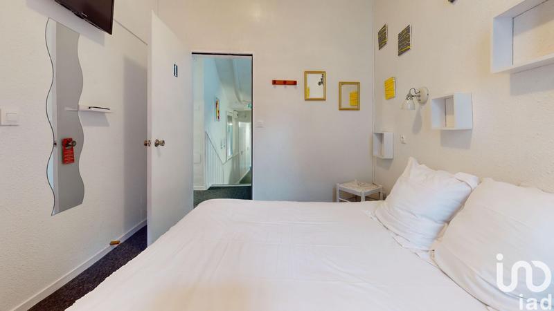 Local commercial - 606 m²