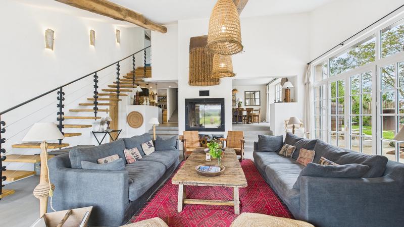 Propriété - 770 m² - 15 pièces