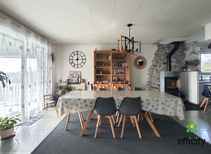 Pavillon - 160 m² - 9 pièces