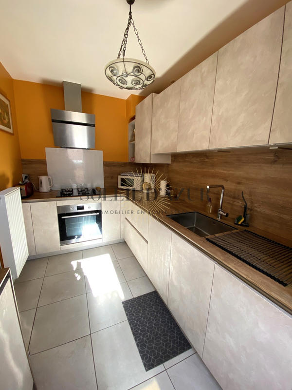 Duplex - 123 m² - 7 pièces