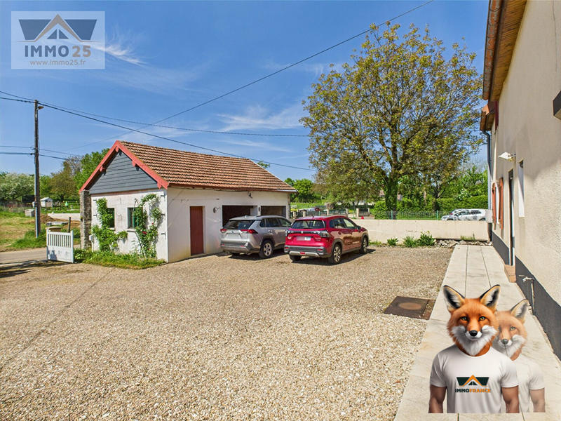 Maison - 266 m² - 10 pièces