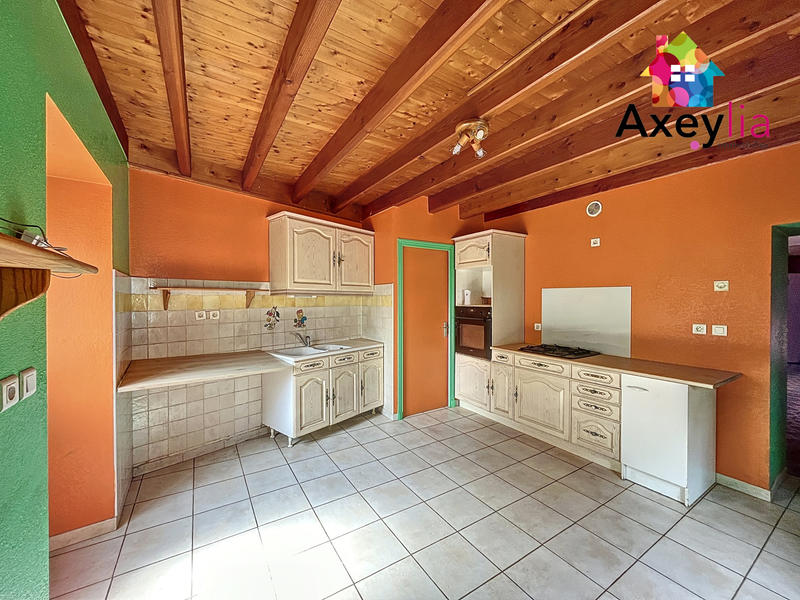 Maison - 180 m² - 7 pièces