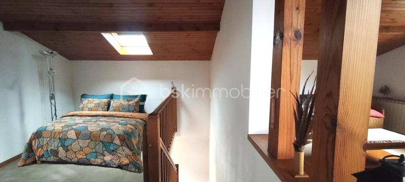 Maison - 183 m² - 7 pièces