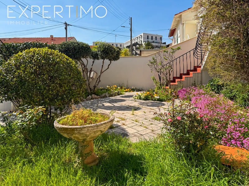 Maison - 161 m² - 7 pièces