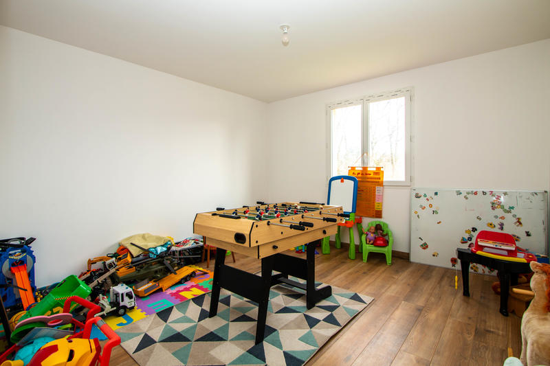 Maison - 137 m² - 6 pièces