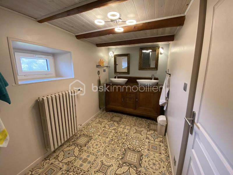 Corps de ferme - 190 m² - 5 pièces