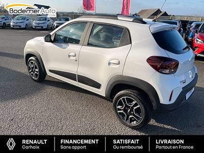 Dacia Spring Essential -23b