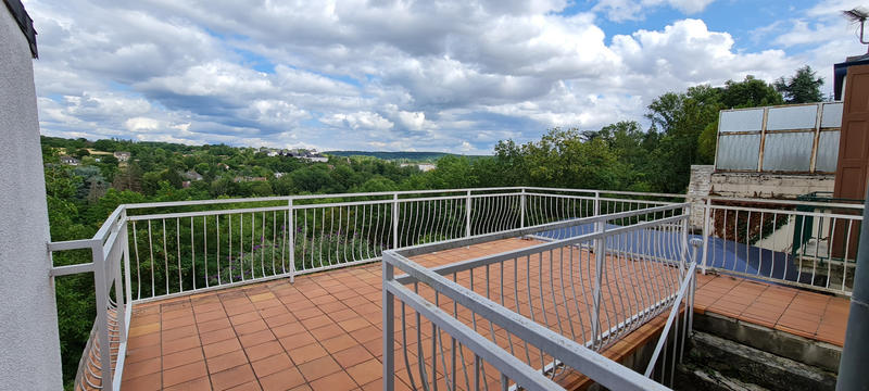 Maison - 140 m² - 8 pièces