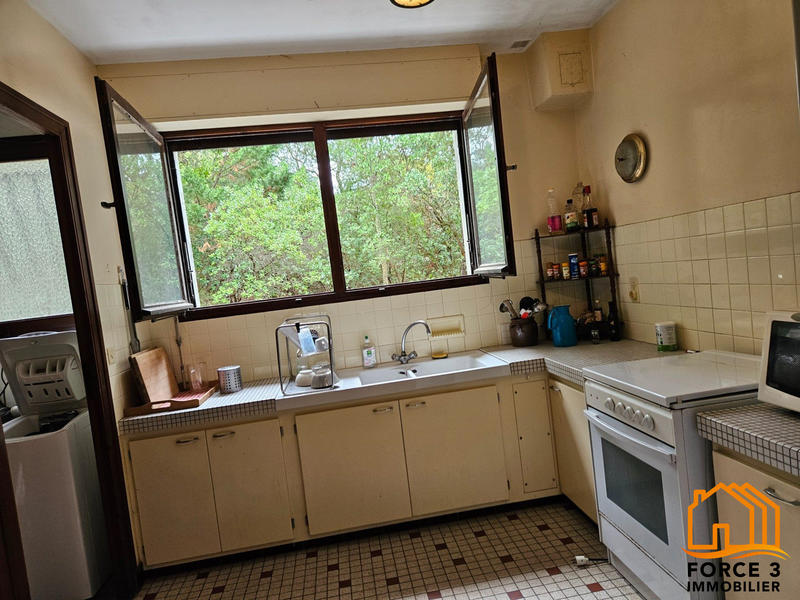 Maison - 130 m² - 8 pièces