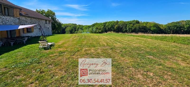 Maison - 235 m² - 6 pièces