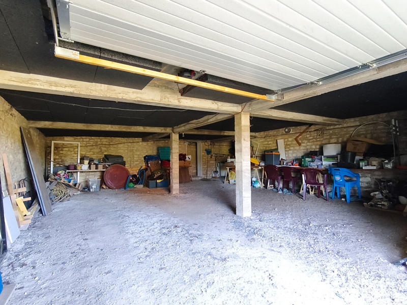 Maison - 205 m² - 10 pièces