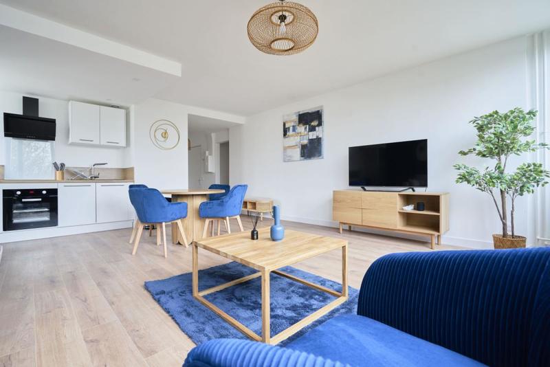 Appartement - 85 m² - 5 pièces