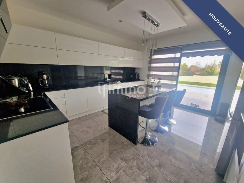 Maison - 145 m² - 4 pièces