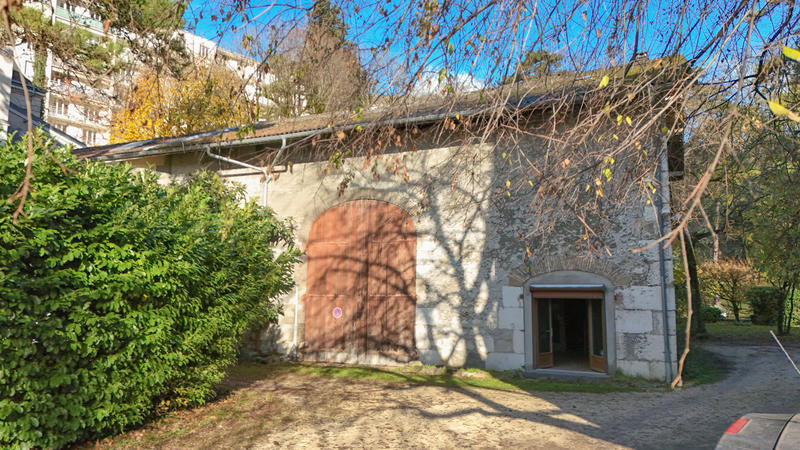 Local commercial - 290 m²