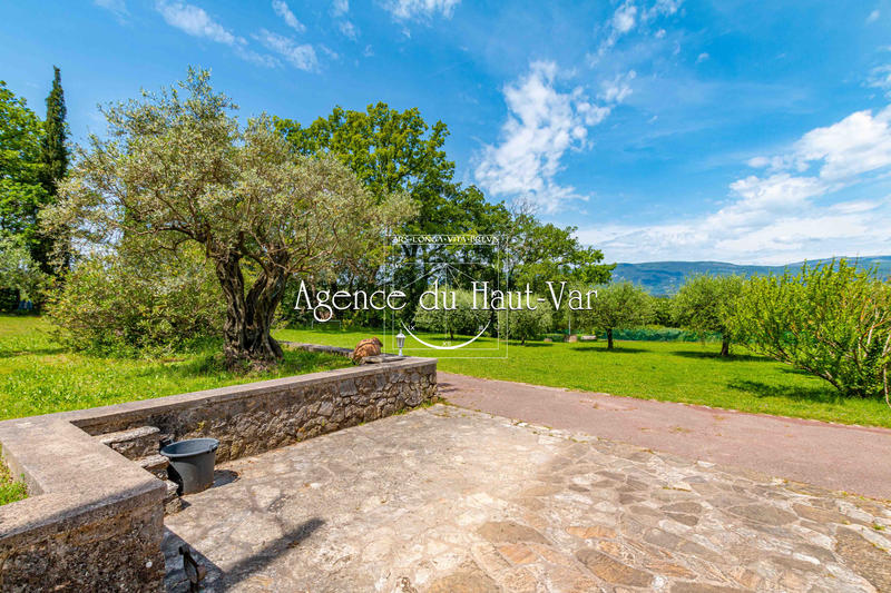 Villa - 230 m² - 7 pièces