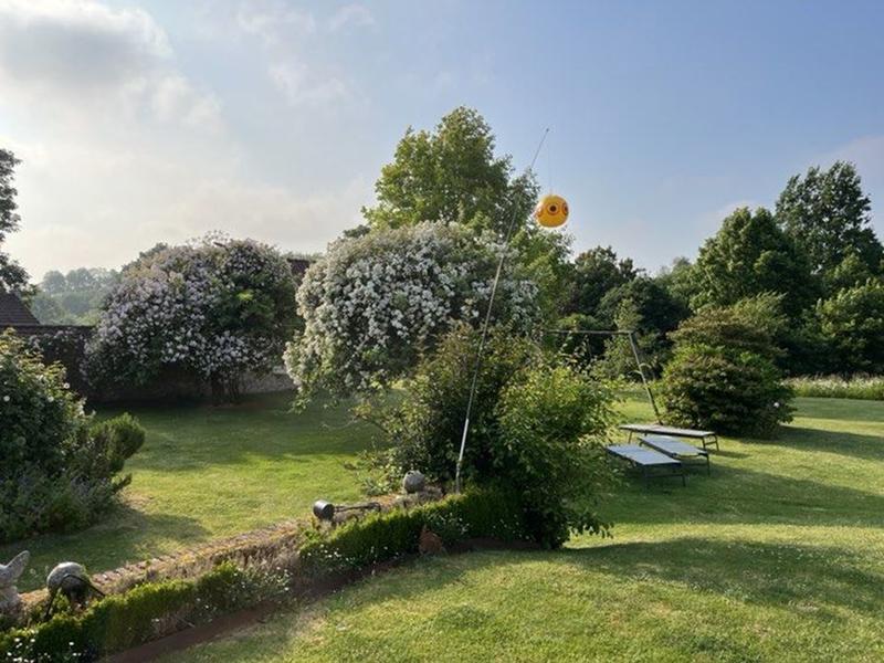 Maison traditionnelle - 388 m² - 15 pièces