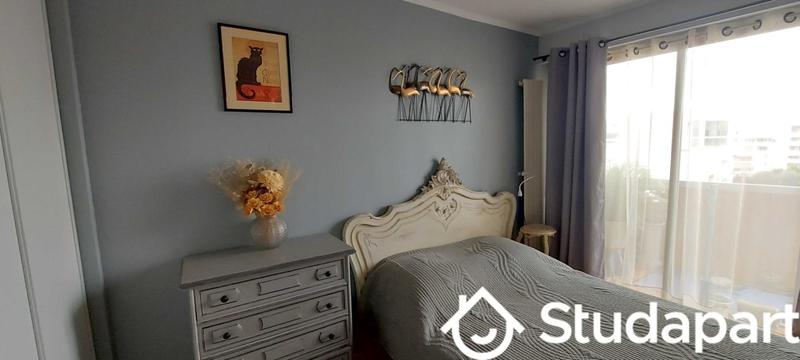 Chambre - 12 m² - 1 pièce