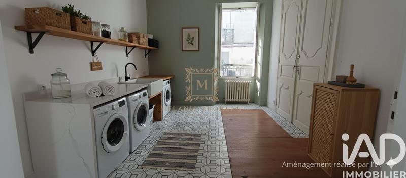 Maison - 365 m² - 15 pièces