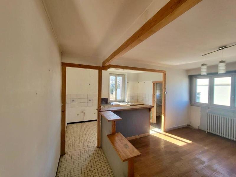 Maison - 65 m² - 5 pièces