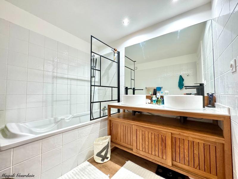 Appartement - 134 m² - 4 pièces