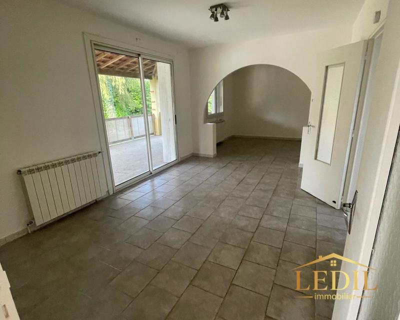 Maison de campagne - 72 m² - 2 pièces